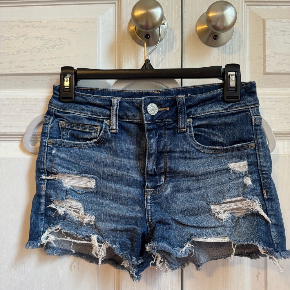 Jean shorts with rips